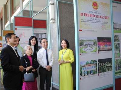 Triển lãm chào mừng Ngày Văn hóa Việt Nam tại Dinh Độc Lập