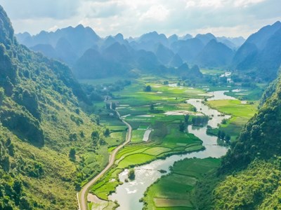 Kết nối điểm đến Cao Bằng với bạn bè quốc tế