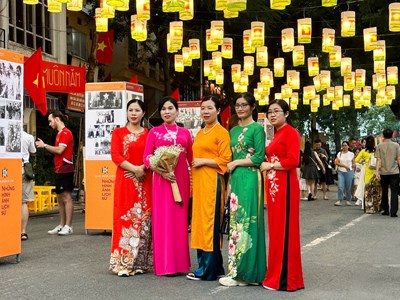 Hà Nội xưa sống động trong trưng bày “Ký ức Hà Nội - 70 năm”