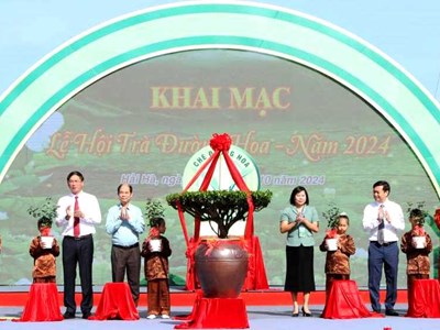 Lễ hội Trà Đường Hoa huyện miền núi vùng Đông Bắc