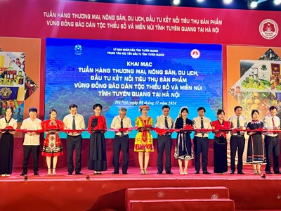 Đẩy mạnh tiêu thụ nông sản cho đồng bào dân tộc