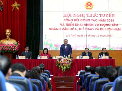 Trong mọi việc phải thể hiện tầm nhìn xa, trông rộng