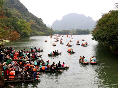 Nhiều địa phương bội thu du lịch dịp Tết Ất Tỵ
