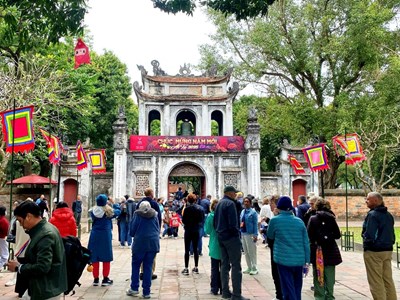 Mùa xuân đậm đà dấu ấn văn hóa Việt