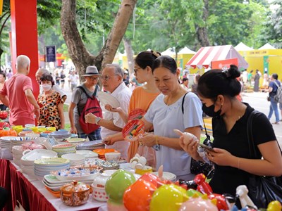 Lễ hội Quà tặng Du lịch Hà Nội năm 2025 thu hút 80 gian hàng