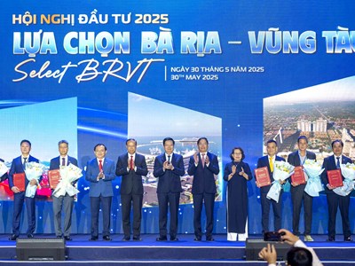 Khởi động chu kỳ phát triển mới