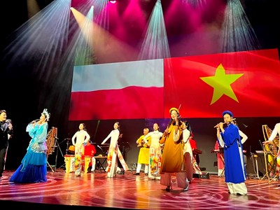  Đêm nghệ thuật của tình hữu nghị và niềm tự hào