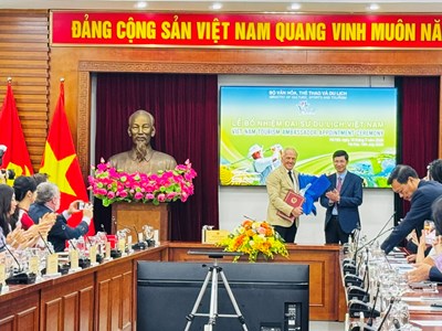 Cam kết quảng bá du lịch golf và di sản Việt Nam ra thế giới