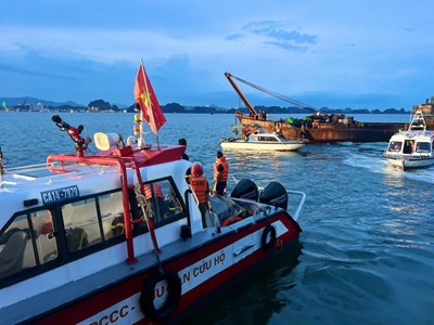 Thủ tướng yêu cầu khẩn trương tìm kiếm cứu nạn, khắc phục hậu quả