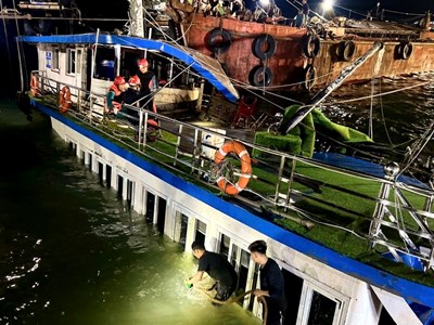 Quảng Ninh: Tạm dừng cấp phép rời cảng đối với tàu khách