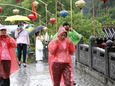 Du lịch Ninh Bình: Chủ động ứng phó với cơn bão WIPHA gần biển Đông