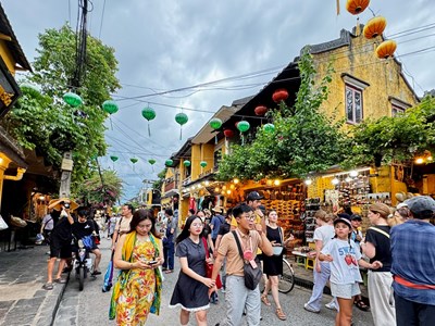 Chuẩn bị tốt điều kiện phục vụ khách du lịch dịp 80 năm Quốc khánh