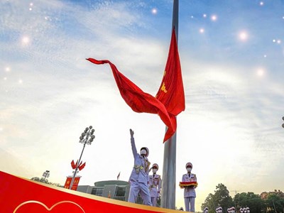 Quảng Ninh triển khai chương trình “Cùng Việt Nam tiến bước”