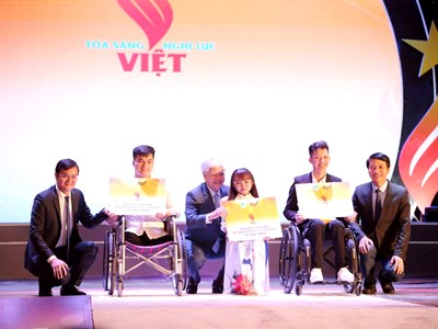 Những người thắp sáng lý tưởng sống đẹp cho giới trẻ Việt Nam