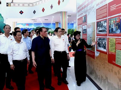 Triển lãm chuyên đề “Từ Quốc dân Đại hội Tân Trào đến Quốc hội hôm nay”