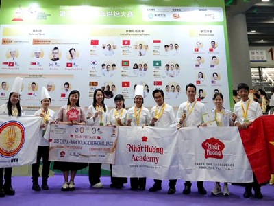 Đội tuyển Đầu bếp Việt Nam tỏa sáng tại Asian Pastry Young Chefs Challenge 2025