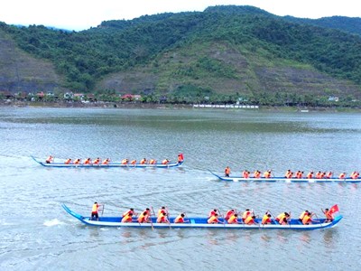 Mường Lay đánh thức tiềm năng du lịch sông nước từ di sản cộng đồng