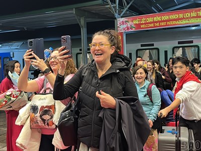 Chuyến tàu mở nhịp cho một năm du lịch khởi sắc