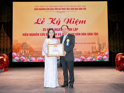 Một người trẻ lặng lẽ gìn giữ tinh hoa nghệ thuật truyền thống