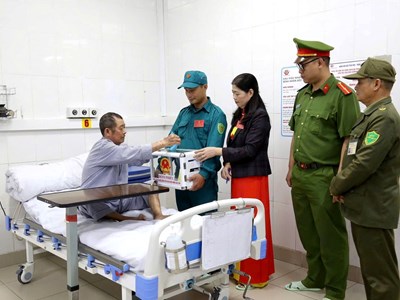 Những hòm phiếu bầu cử đặc biệt