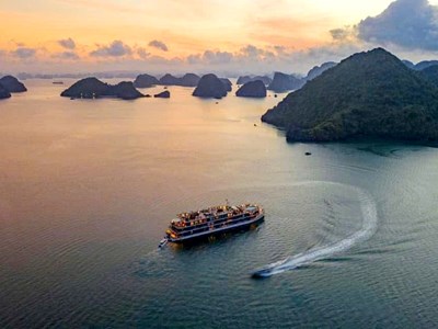 Khai thông du lịch vịnh Hạ Long - vịnh Lan Hạ, mở “siêu điểm đến” biển Việt Nam
