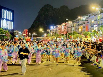 80.000 người hoà nhịp đập của Carnaval Hạ Long 2026
