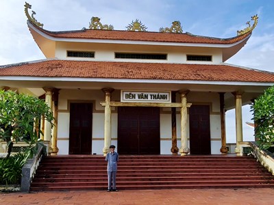 Người gìn giữ hồn quê