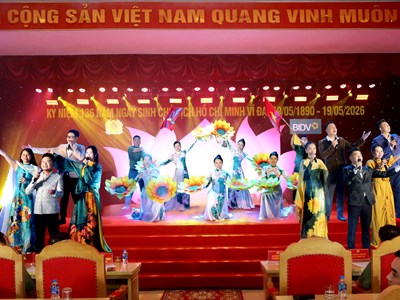 Lắng đọng “Giai điệu tháng 5”