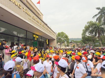 Không được lợi dụng hoạt động du lịch để đưa người ra nước ngoài trái phép