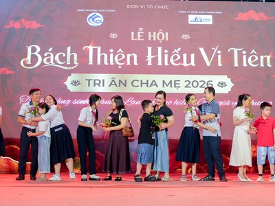 Tôn vinh Đạo Hiếu tại Lễ tri ân cha mẹ bên dòng sông Hàn