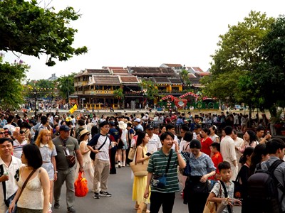 Phát triển du lịch trở thành ngành kinh tế mũi nhọn trong kỷ nguyên mới