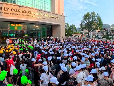 Trung Quốc hút khách Việt dịp 2.9