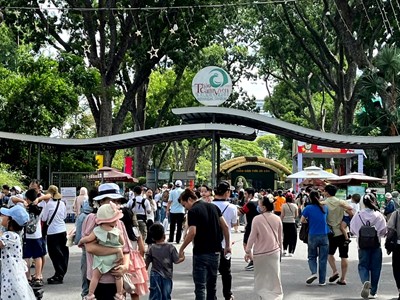 TP.HCM dẫn đầu cả nước về lượng khách và doanh thu du lịch