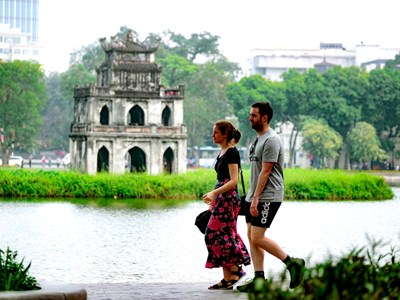 Các doanh nghiệp du lịch - dịch vụ của Hà Nội cần chuyển hướng như thế nào?
