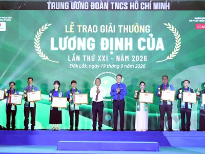 Vinh danh 30 nhà nông trẻ, xuất sắc