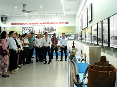 Văn hóa là nguồn lực cho hiện tại, động lực cho tương lai