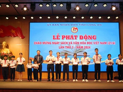 Long An phát động Ngày Sách và Văn hóa đọc Việt Nam 2024