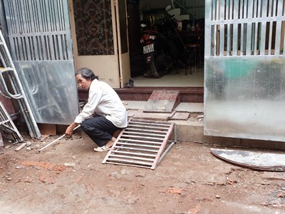 Người dân hiến “đất vàng” mở rộng hẻm