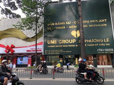 TP. HCM có “ngó lơ” quản lý biển hiệu?