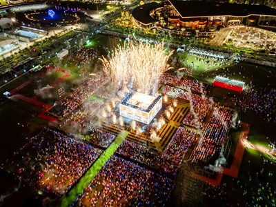 Lễ hội đếm ngược đẳng cấp quốc tế, không xô bồ mà vẫn “cháy hết nấc”