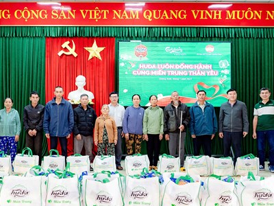 Carlsberg Việt Nam trao tặng 7.500 phần quà Tết cho các hộ gia đình khó khăn