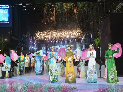 Khai mạc Lễ hội Áo dài TP.HCM năm 2025