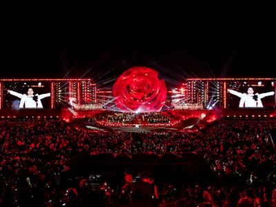 “Sketch A Rose” tại The Global City: Bản hoà tấu đầy cảm xúc của nghệ thuật vị nhân sinh