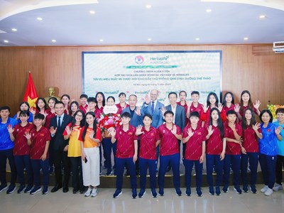 Herbalife Vietnam đồng hành cùng Liên đoàn Bóng đá Việt Nam 