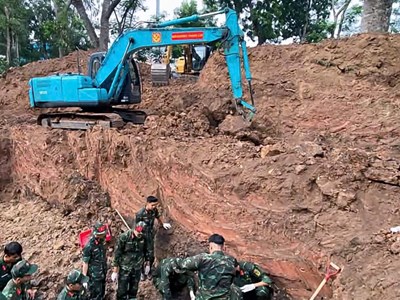 Thêm 8 bộ hài cốt liệt sĩ được phát hiện và quy tập tại Công viên Lê Thị Riêng