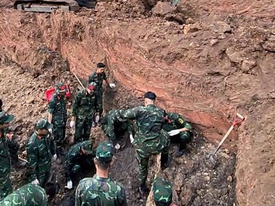TP.HCM phát hiện thêm 2 vị trí mộ tập thể tại Công viên Lê Thị Riêng