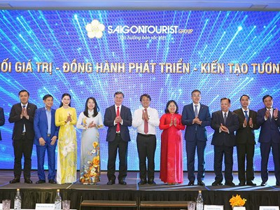 Saigontourist Group bắt tay cùng các “ông lớn” xây dựng hệ sinh thái du lịch – dịch vụ có chiều sâu