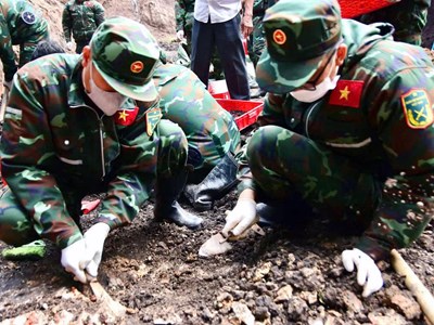 TP.HCM: Phát hiện thêm hài cốt liệt sĩ tại Công viên Lê Thị Riêng