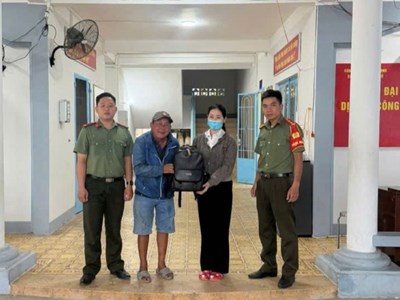 Vĩnh Long: Nhiều trường hợp nhặt được của rơi, trả cho người mất