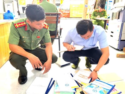 Đồng Tháp phát hiện cơ sở photocopy sao chép sách giáo khoa, giáo trình sai quy định